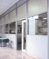 銀色片狀高隔間-特色拉門